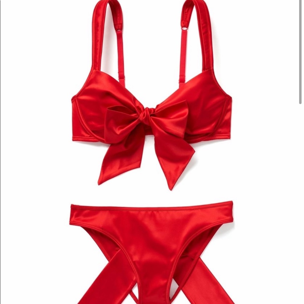 Hunger Underlined Bra and Panty Set